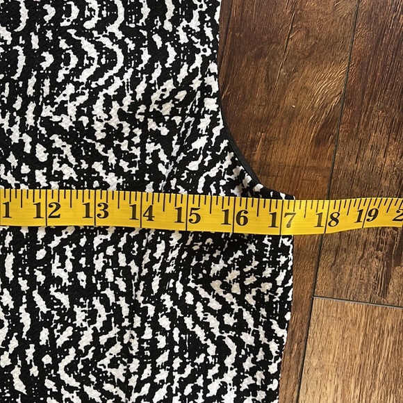 Alyx Petite. Size 16P. Black and white dress with red trim at the bottom. - Picture 6 of 9